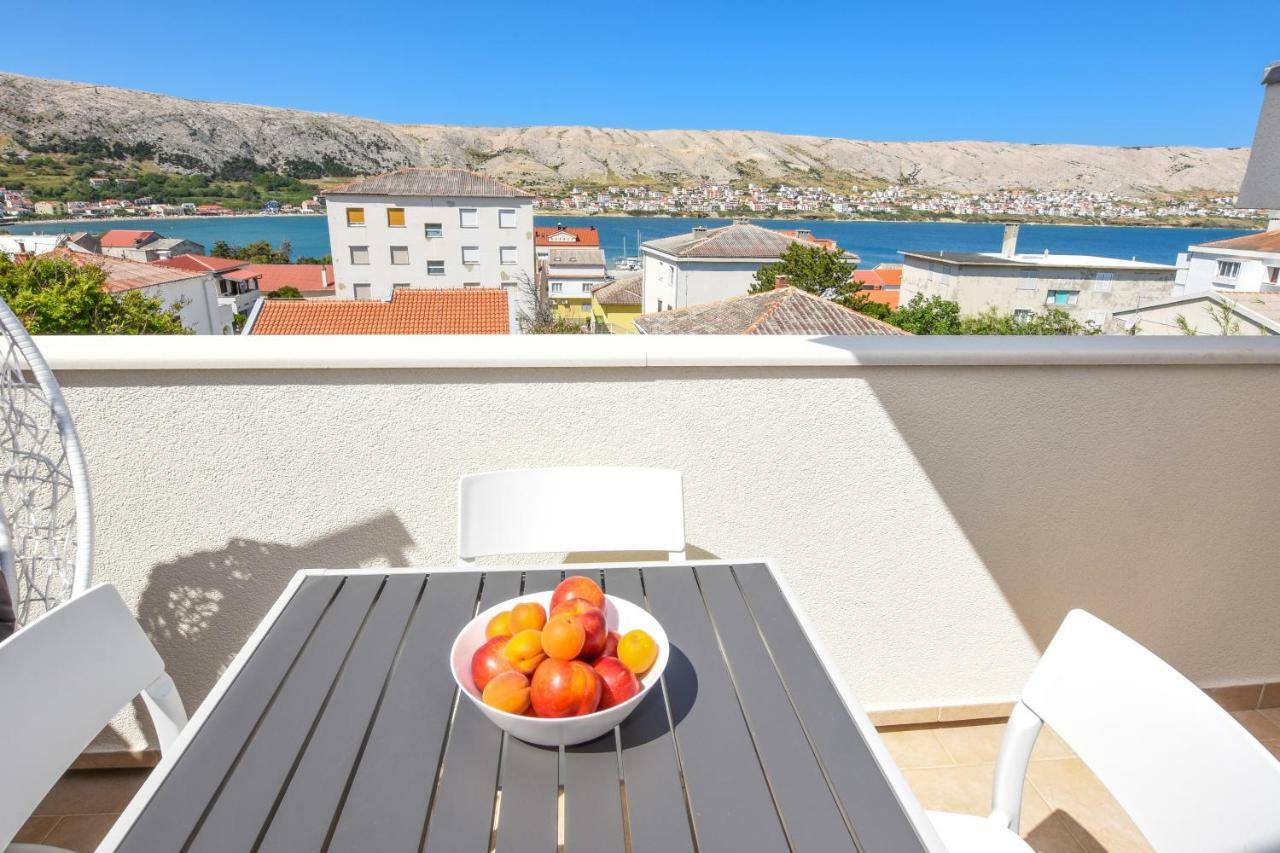 Villa Magena - Luxury Apartments In Pag Center Pag Town Bagian luar foto