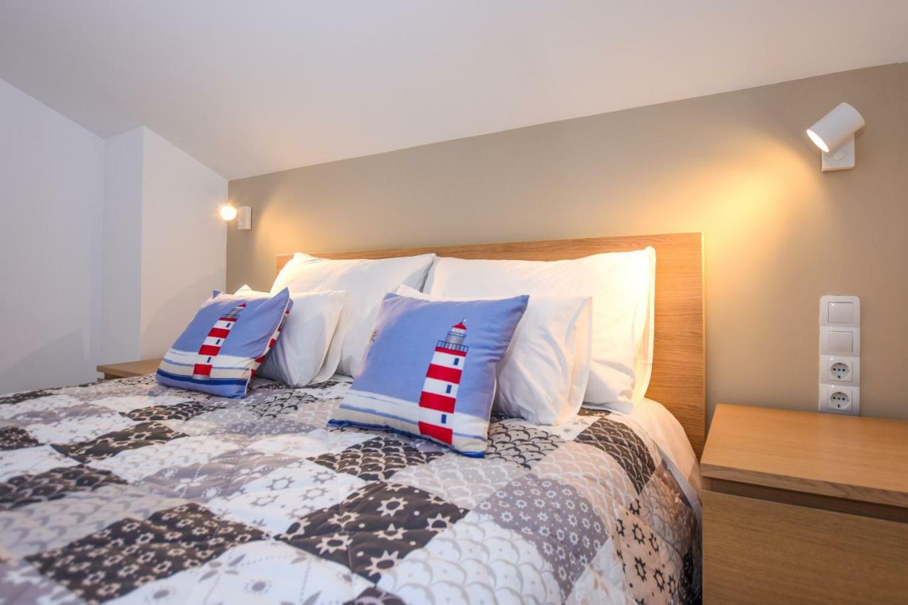 Villa Magena - Luxury Apartments In Pag Center Pag Town Bagian luar foto