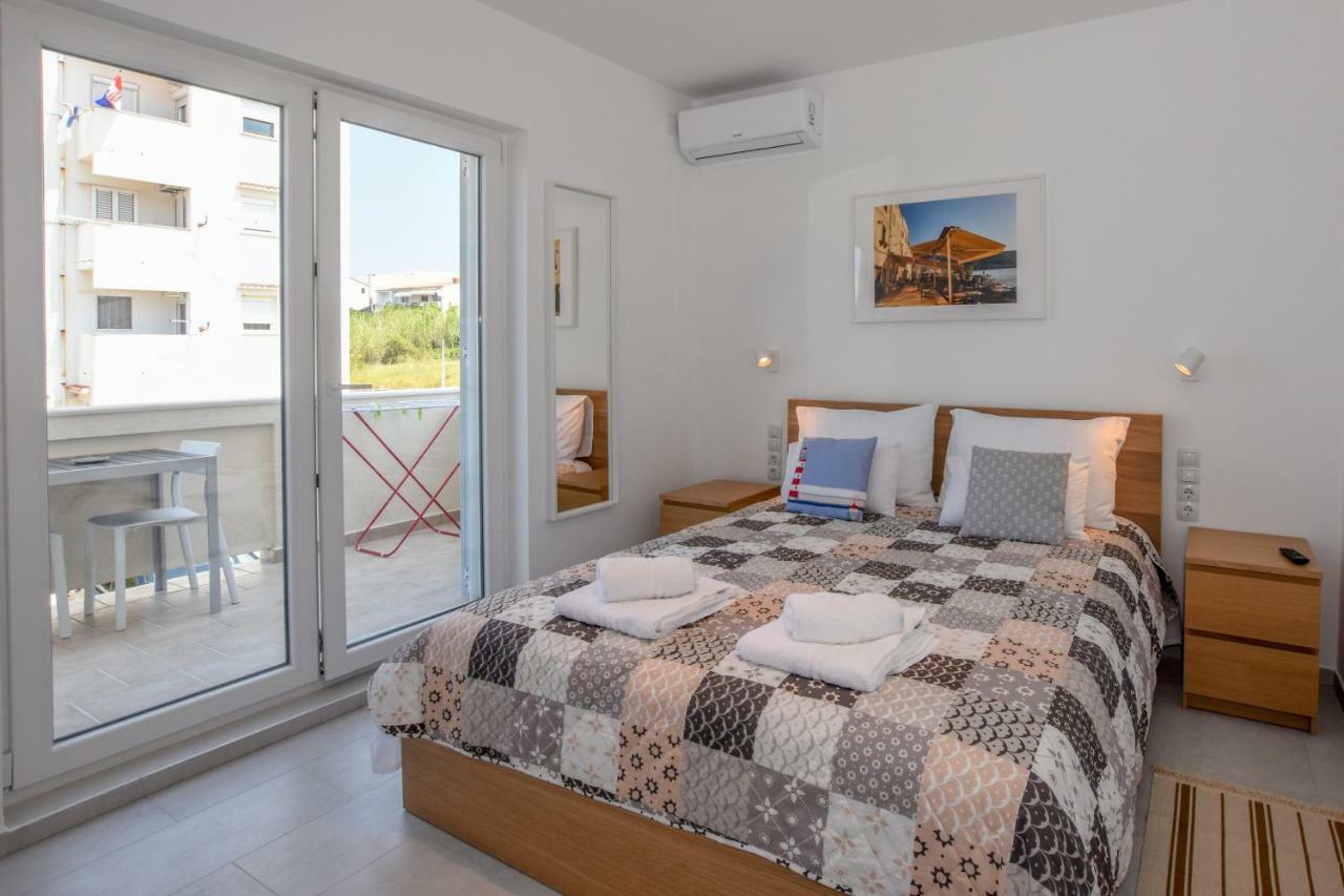 Villa Magena - Luxury Apartments In Pag Center Pag Town Bagian luar foto