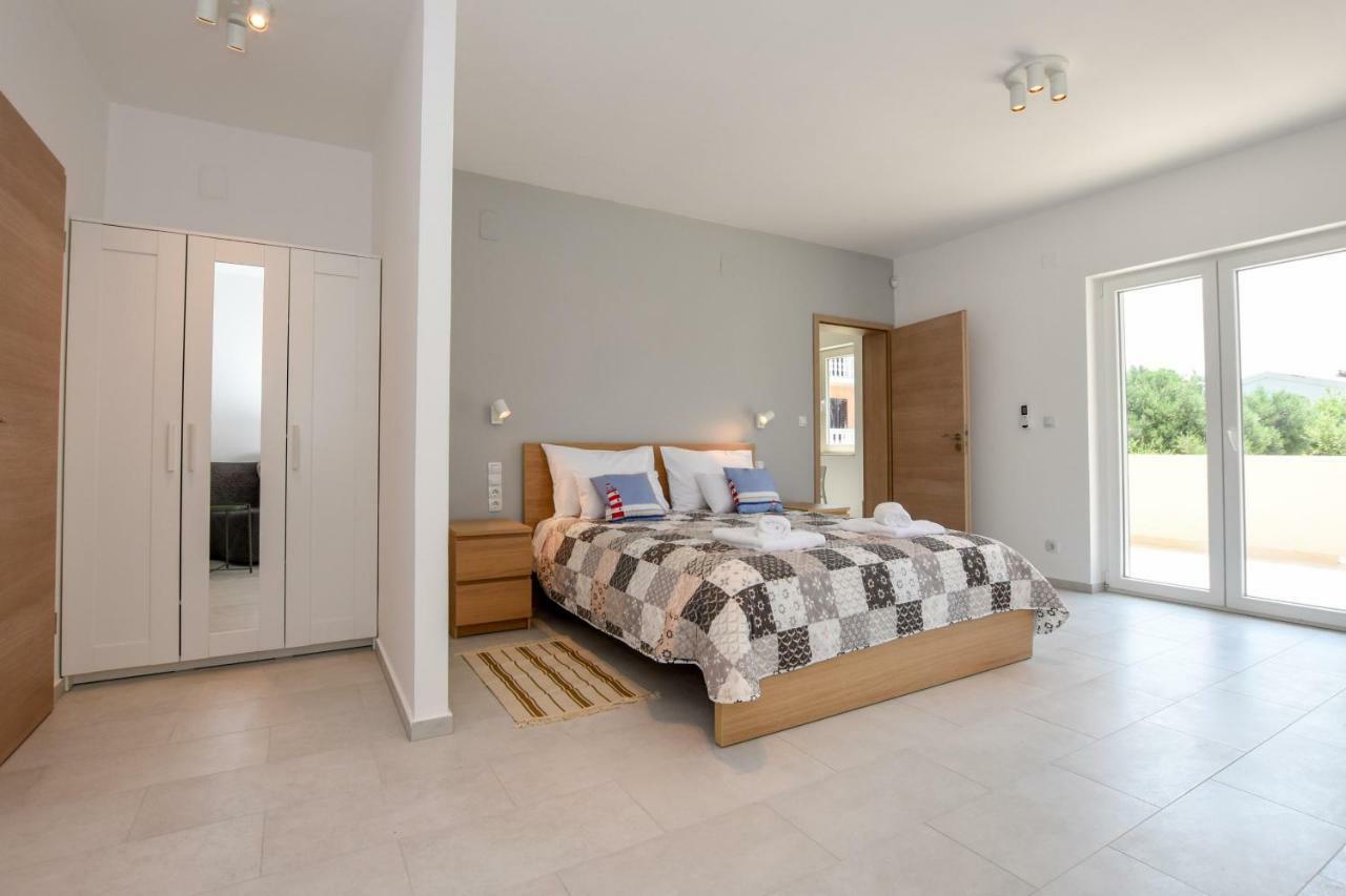 Villa Magena - Luxury Apartments In Pag Center Pag Town Bagian luar foto